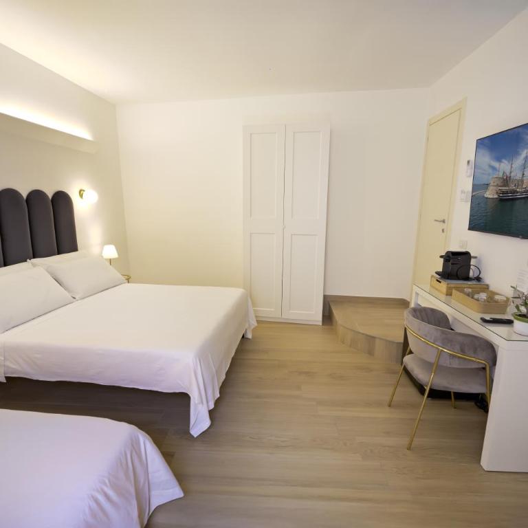 Dimora Turripenne - Deluxe Double Room with Sea View - 4