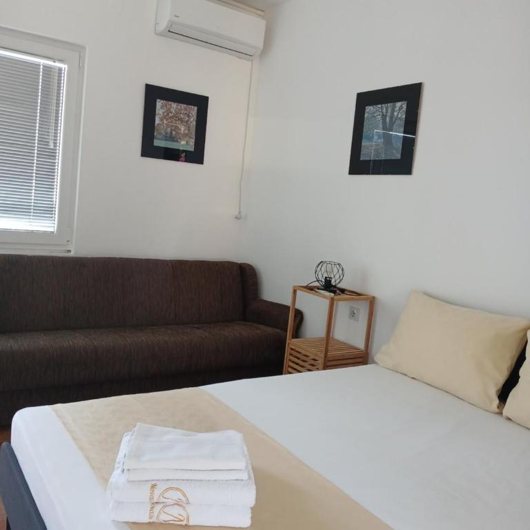 Apartments Vila Kurtagic - Apartment with Terrace - 5