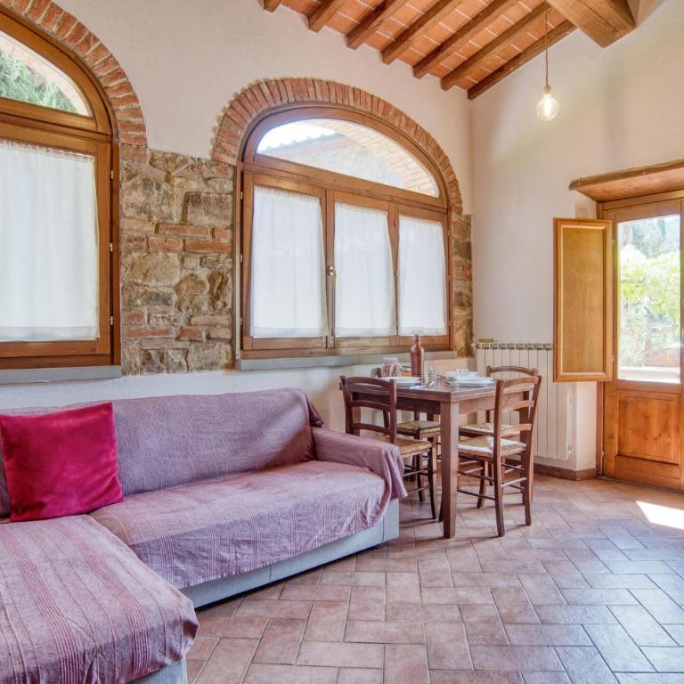 8 Bedroom Awesome Home In Arezzo - Casa Vacanze con 9 Camere da Letto - 1