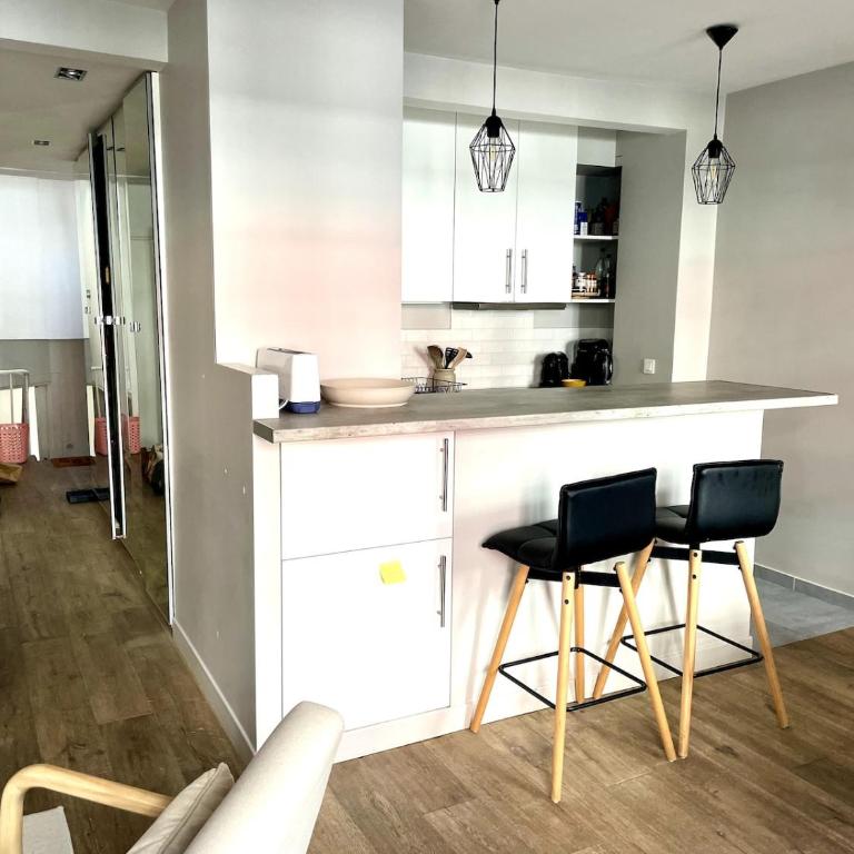 Comfort & Calm Near Arc de Triomphe - Appartement 2 Chambres Deluxe - 3