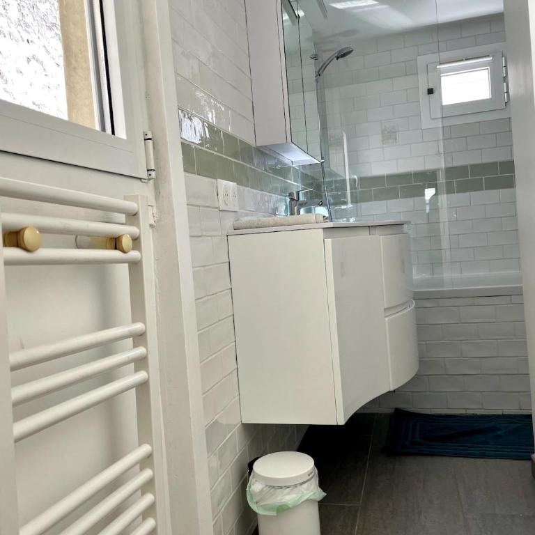 Comfort & Calm Near Arc de Triomphe - Appartement 2 Chambres Deluxe - 16