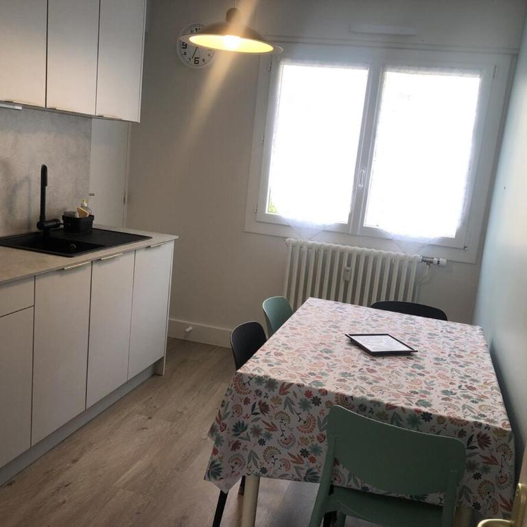 Appartement T3 58 m2, Le République, centre-ville, climatisé, balcon - Apartment mit 2 Schlafzimmern und Balkon - 8