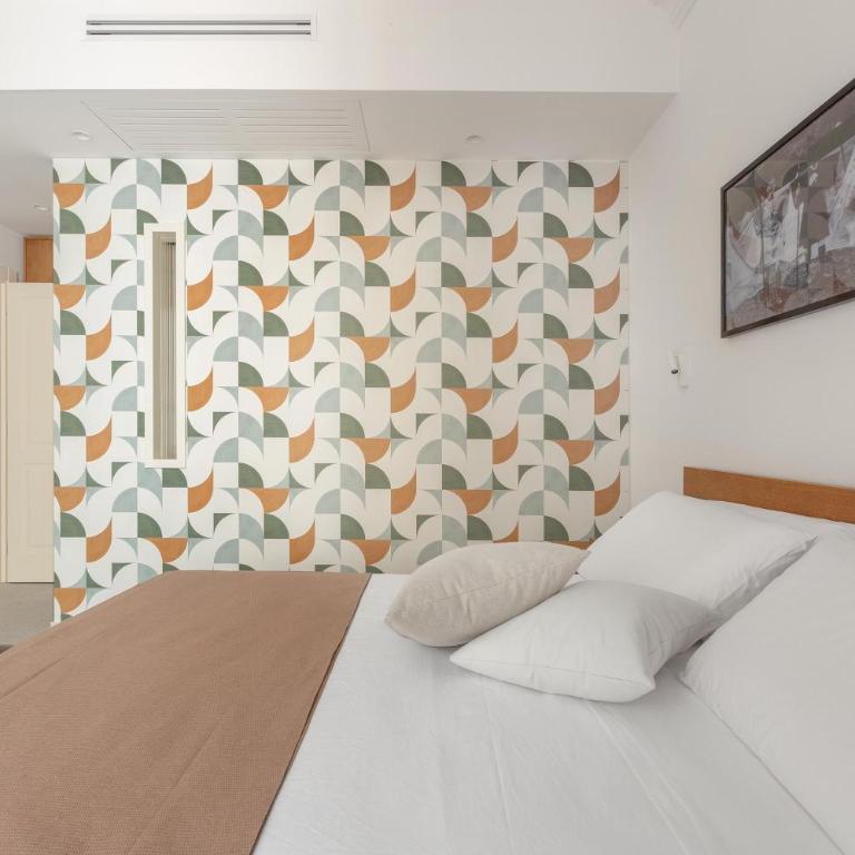 Thalassa Suites - Double Room with Balcony - 3