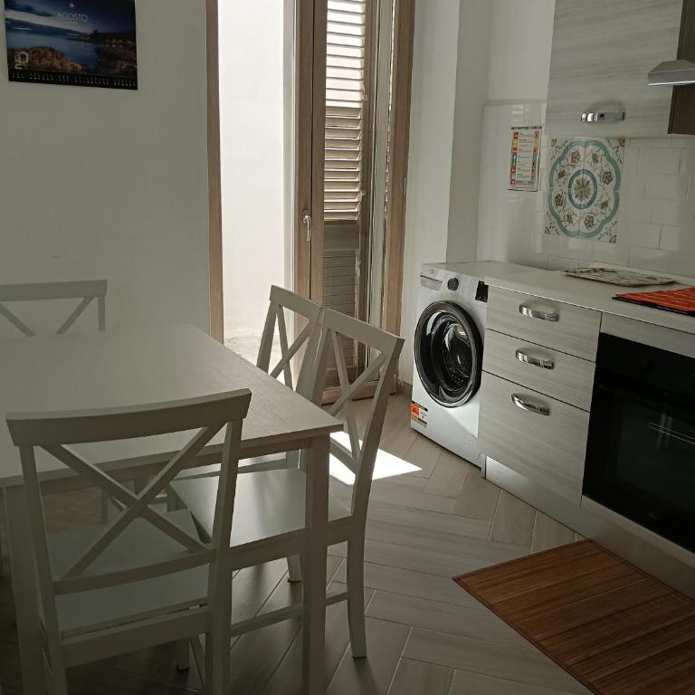 Dimora Sotto l'Arco - Casa con 2 Camere da Letto - 13