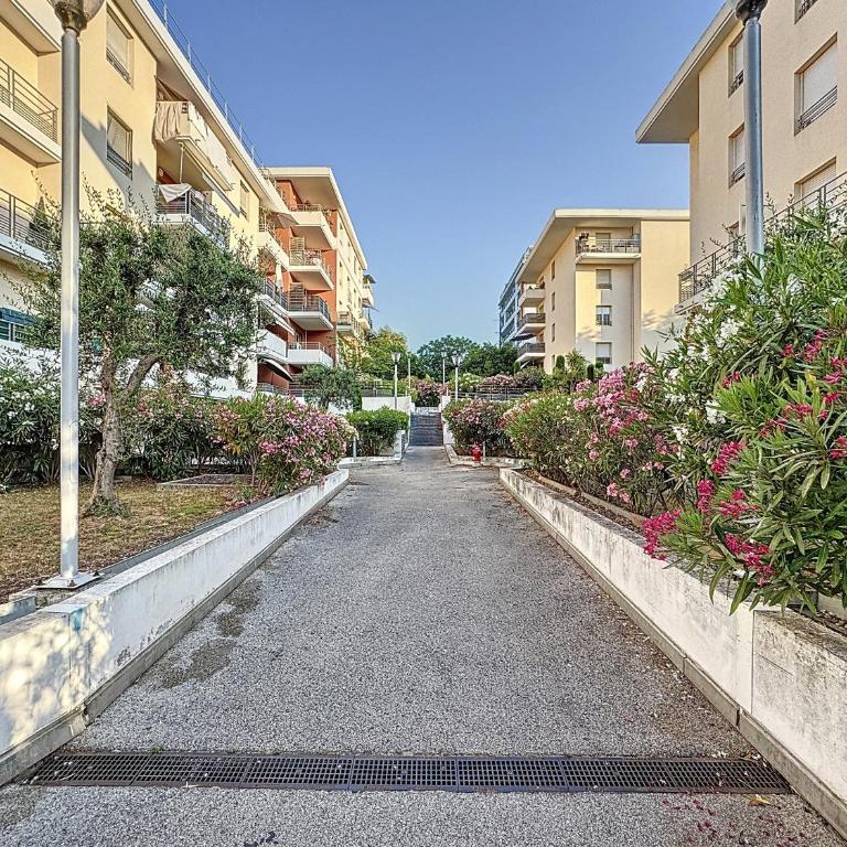 Cosy nid, terrasse & 2 parkings - Appartement 1 Chambre - 16