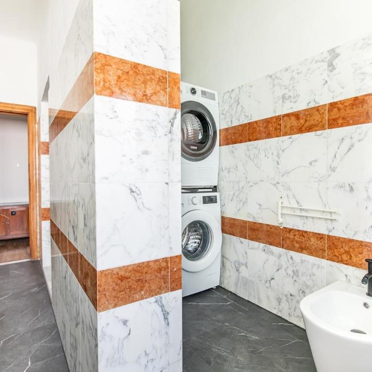 Leaning Tower Cozy 3 Bedroom Holiday Home - Appartamento Premium con 3 Camere da Letto - 71