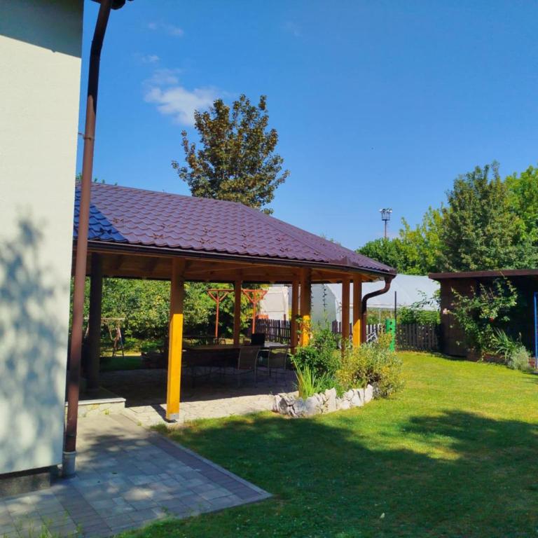 Kuća za odmor V&E - Three-Bedroom Villa - 28