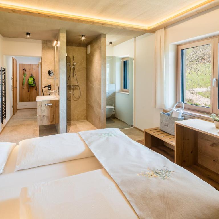 Naturhotel Alpenrose - Doppelzimmer mit Seeblick - 16