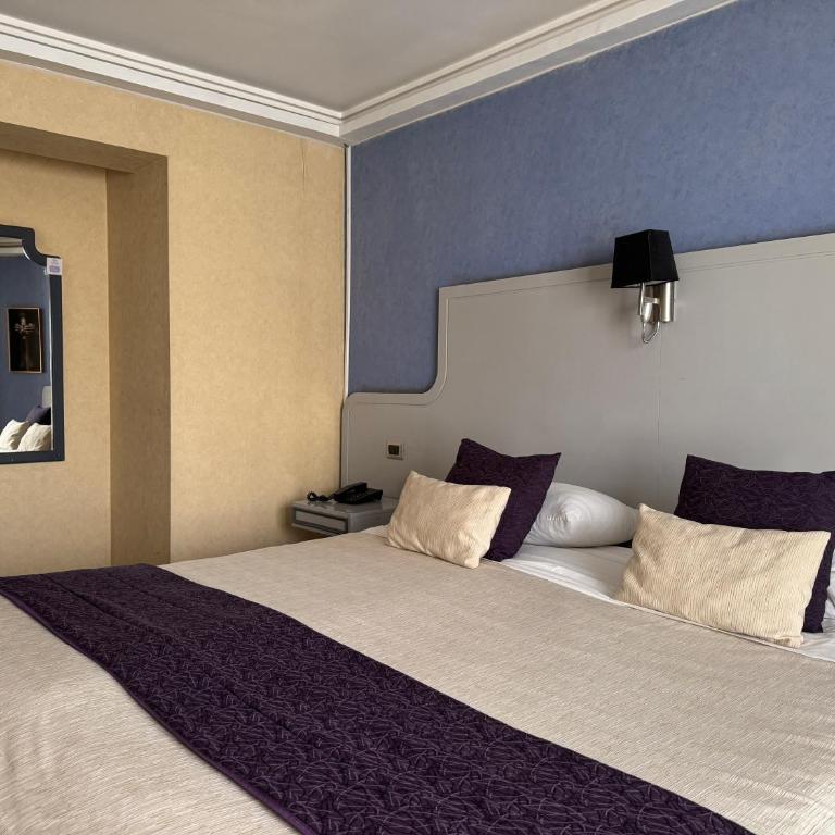 Infinity Park Hotel - Double Room - 2