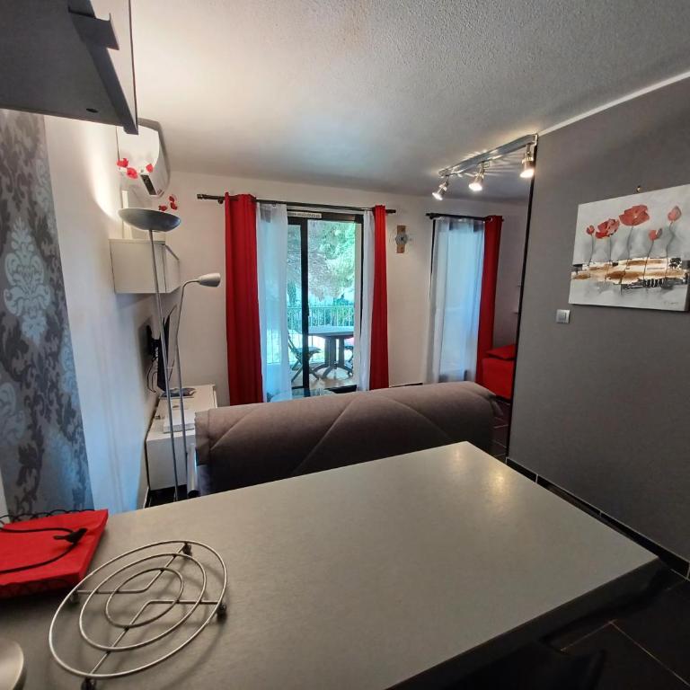 Beau studio en bord de mer à Six-Fours-Les-Plages - One-Bedroom Apartment - 4