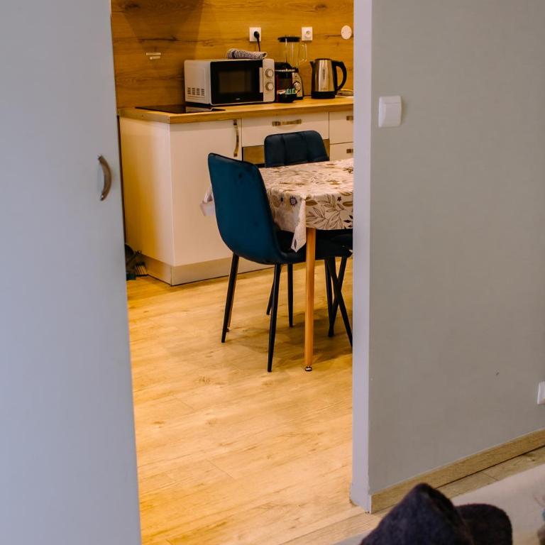 Confort & clim Logement 4 pers proche gare, centre et Polygone - Appartement 1 Chambre - 15