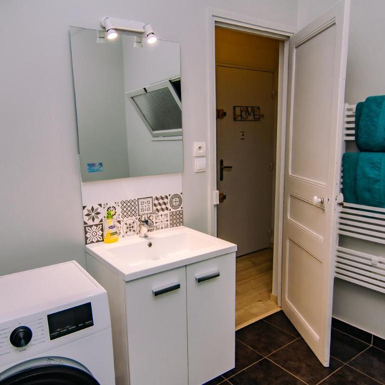 Confort & clim Logement 4 pers proche gare, centre et Polygone - Appartement 1 Chambre - 13