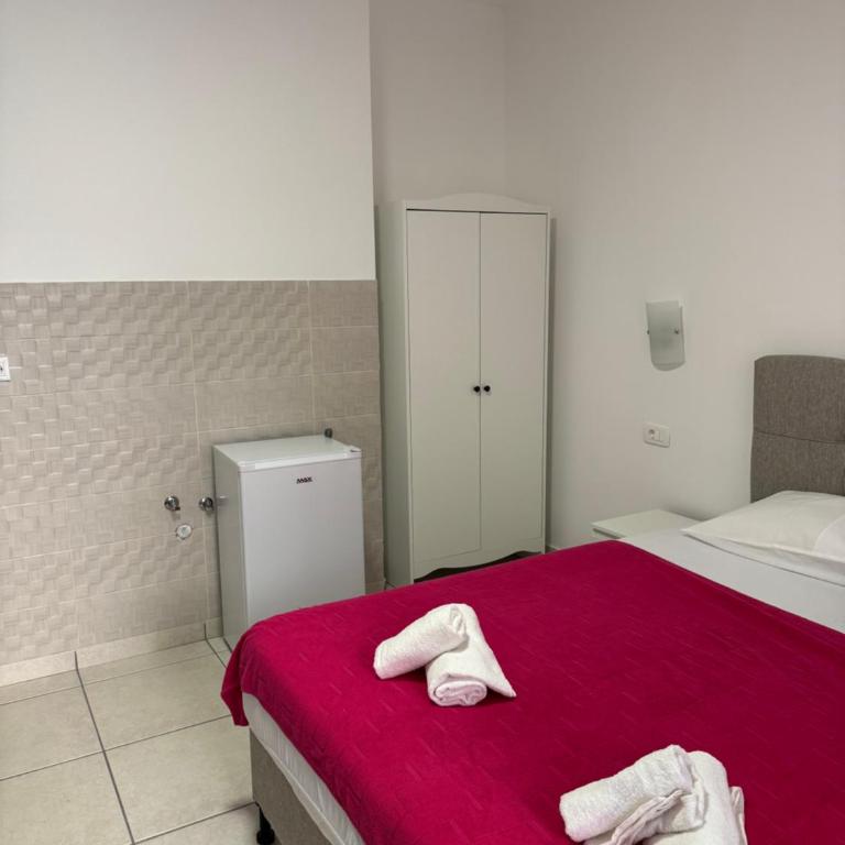 Guest house Mia Becici - Sobe i Apartmani - Double Room with Balcony - 12
