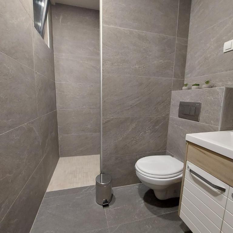 STAN NA DAN - MrParis - sa parking mestom - One-Bedroom Apartment - 11