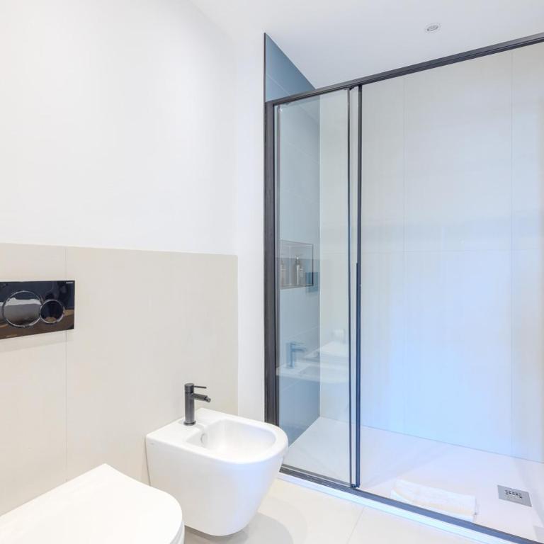 Antares Rooms and Suites - Camera Deluxe Matrimoniale con Vista Mare - 10