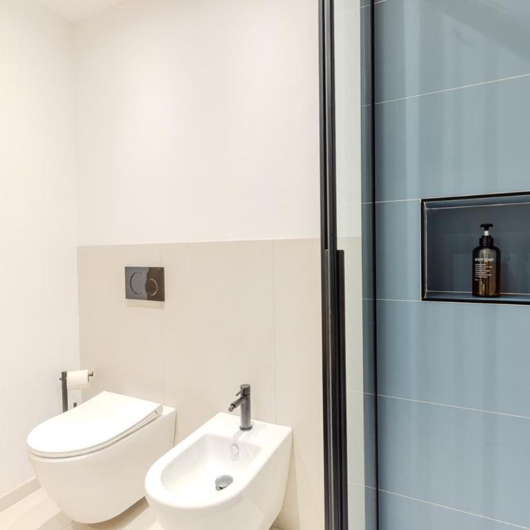Antares Rooms and Suites - Camera Deluxe Matrimoniale con Vista Mare - 11