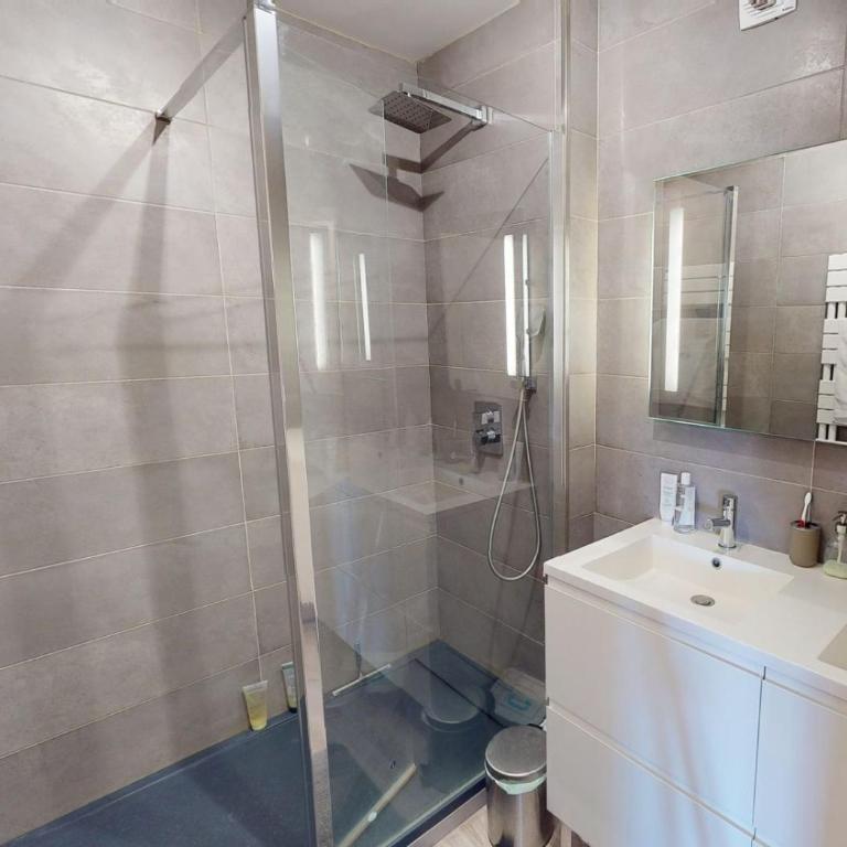Chambre privée chez l'habitant avec accès à des espaces partagés - Chambre Double - 3
