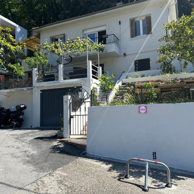 Studio climatisé avec terrasse ombragée dans maison au calme et dans la verdure - Apartment mit 1 Schlafzimmer - 38