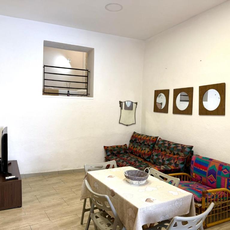 Al Castello - UN LETTO IDEALE - Appartamento Monolocale con 1 Letto Matrimoniale - 6