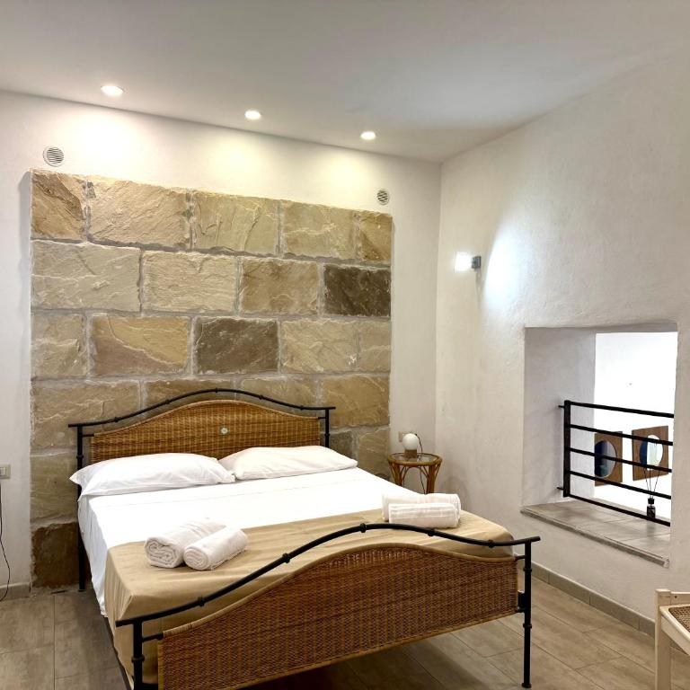 Al Castello - UN LETTO IDEALE - Appartamento Monolocale con 1 Letto Matrimoniale - 2