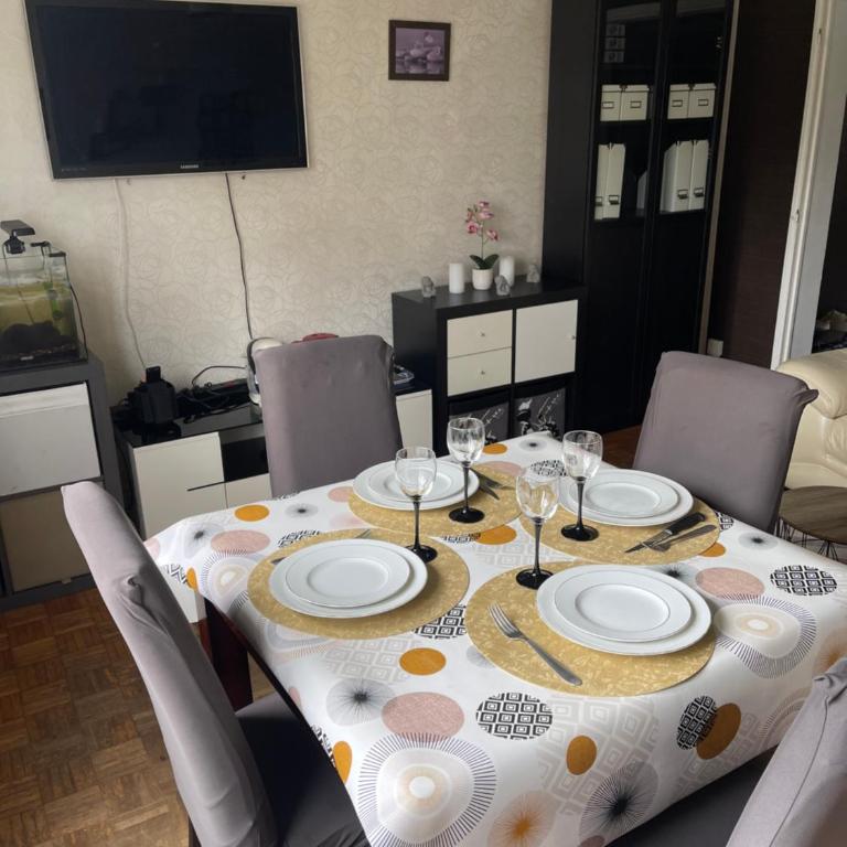 Appartement proche du centre - 58 m2 - Appartement 2 Chambres - 7