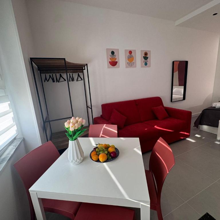 Meraviglia B&B - Salerno Centro Close to the Station and Pier - Camera Quadrupla - 6