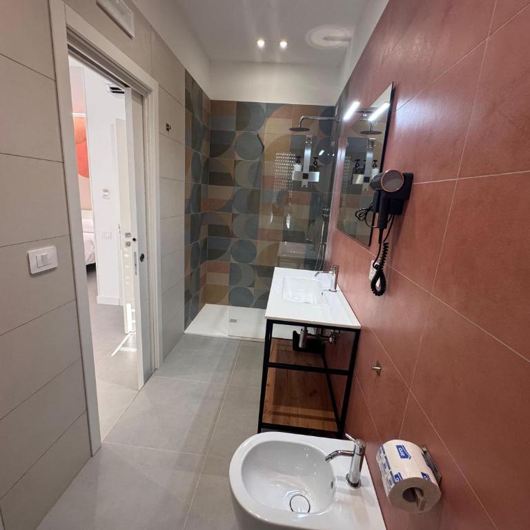 Meraviglia B&B - Salerno Centro Close to the Station and Pier - Camera Quadrupla - 16