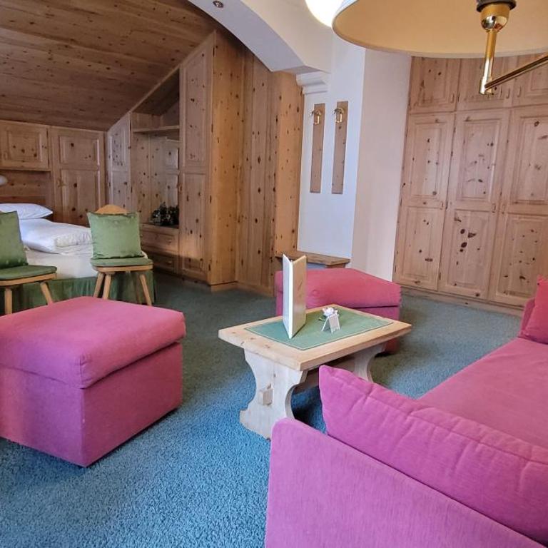 Hotel Garni Royal - Junior Suite mit Balkon - 12