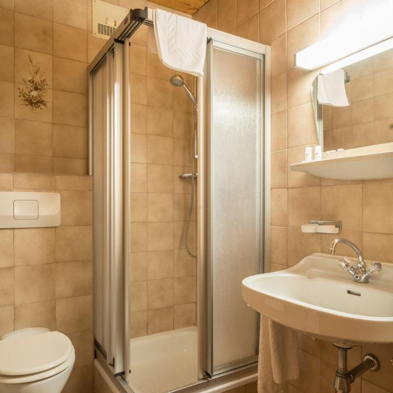 Waldpension Putz - Suite mit 2 Schlafzimmern - 3