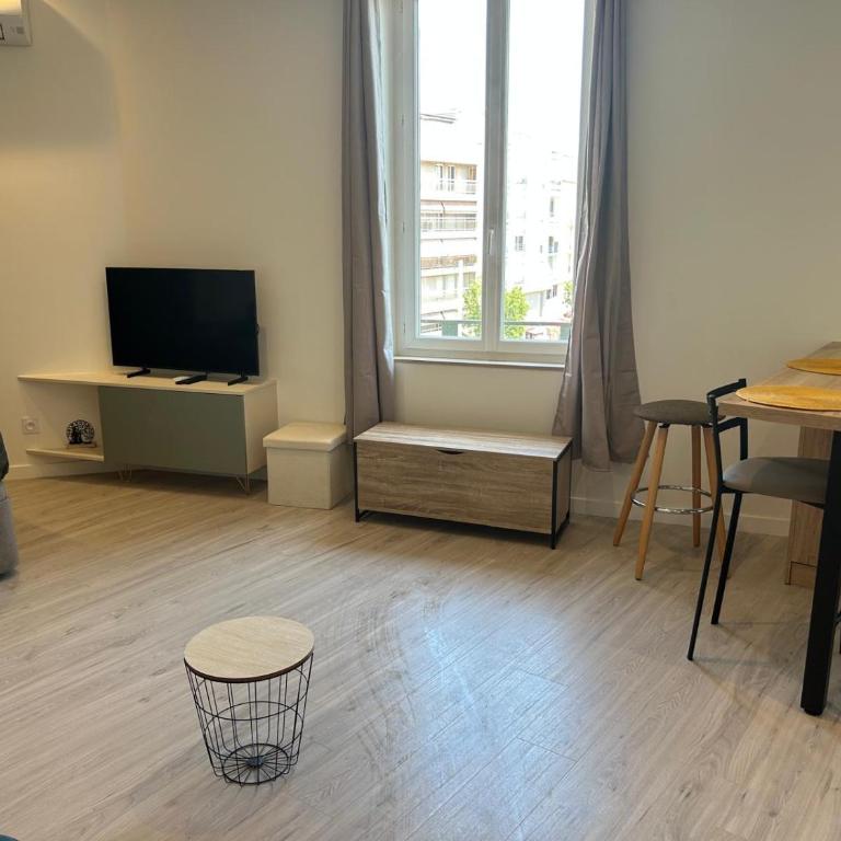 Studio indépendant climatisé à Lyon 8 - Appartement 1 Chambre - 14
