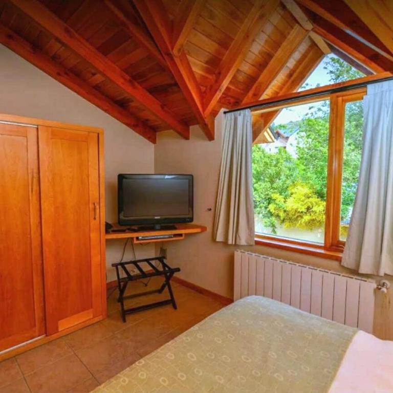 Monoambiente con pileta y Cochera en SM De Los Andes - Estudio con cama extragrande - 4