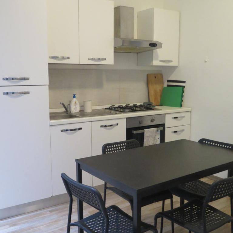 Room CasaVostrA 2 - Appartamento con 4 Camere da Letto - 33