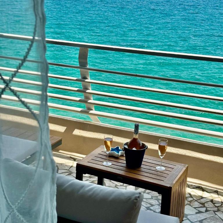 Casa Sud Menton Superbe front mer, appartement rénové, parking & climatisation - Studio mit Meerblick - 18