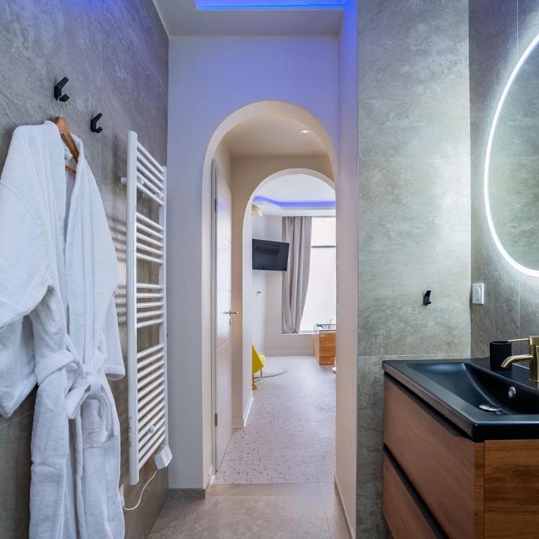 Suite jacuzzi & sauna - Centre - Strasbnb - Apartamento de 1 dormitorio - 14