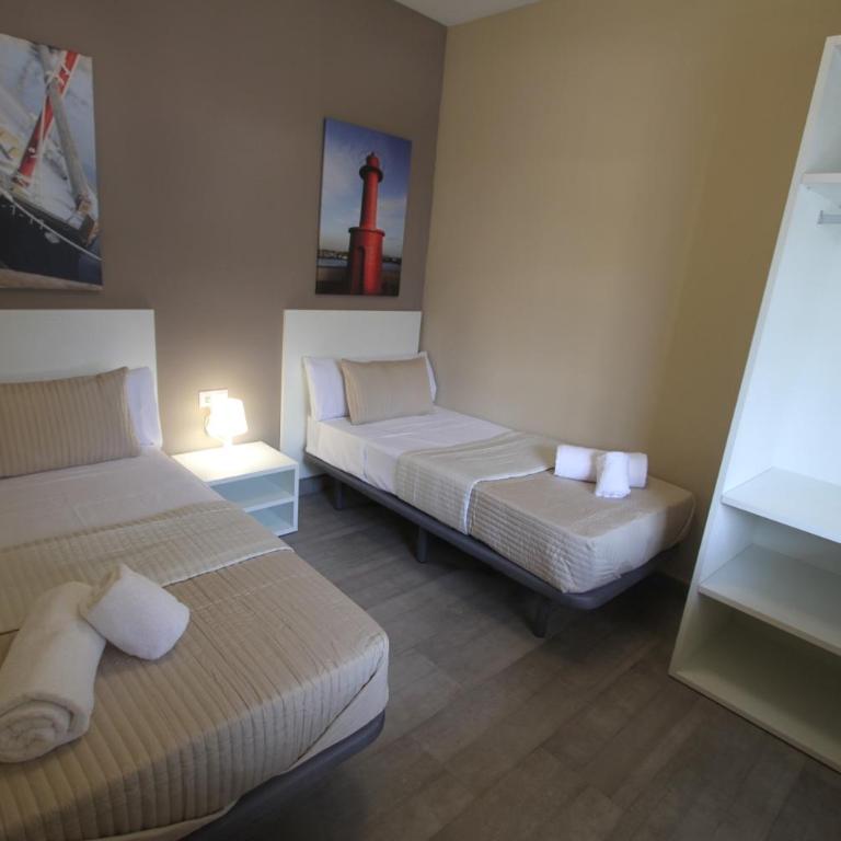 Apartamentos Cambrils Playa Spa - Apartamento de 2 dormitorios con vistas al mar (7 adultos) - 9