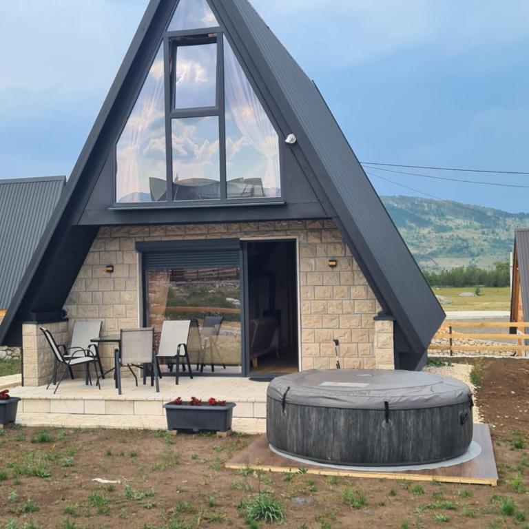 House of Sun - Two-Bedroom House - 3