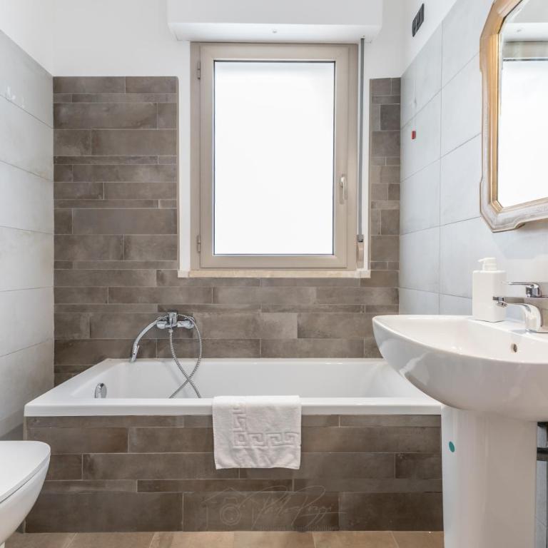 L'elegante Casa Di Anna - Roma EUR - Standard Apartment mit 3 Schlafzimmern - 38