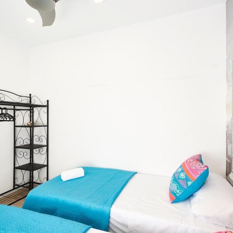 EnjoyGranada Catedral - Two-Bedroom Apartment - 12