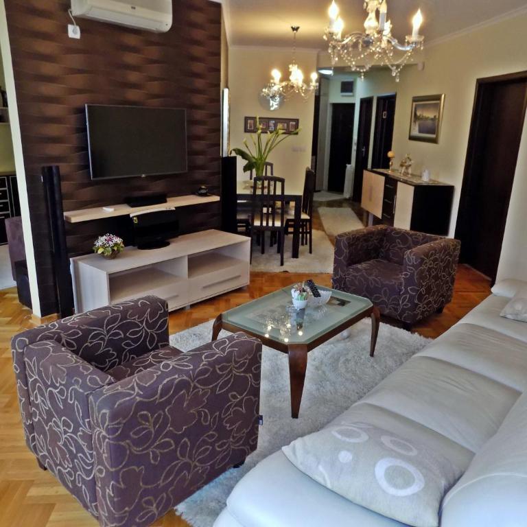 Apartment Kragujevac - Apartment with Balcony - 3
