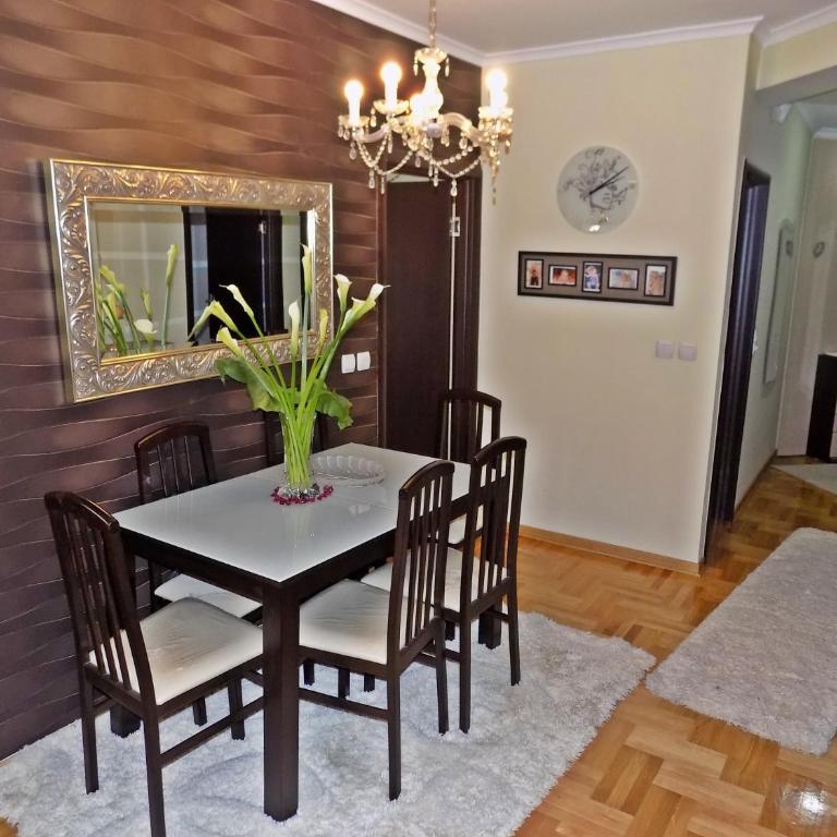 Apartment Kragujevac - Apartment with Balcony - 12