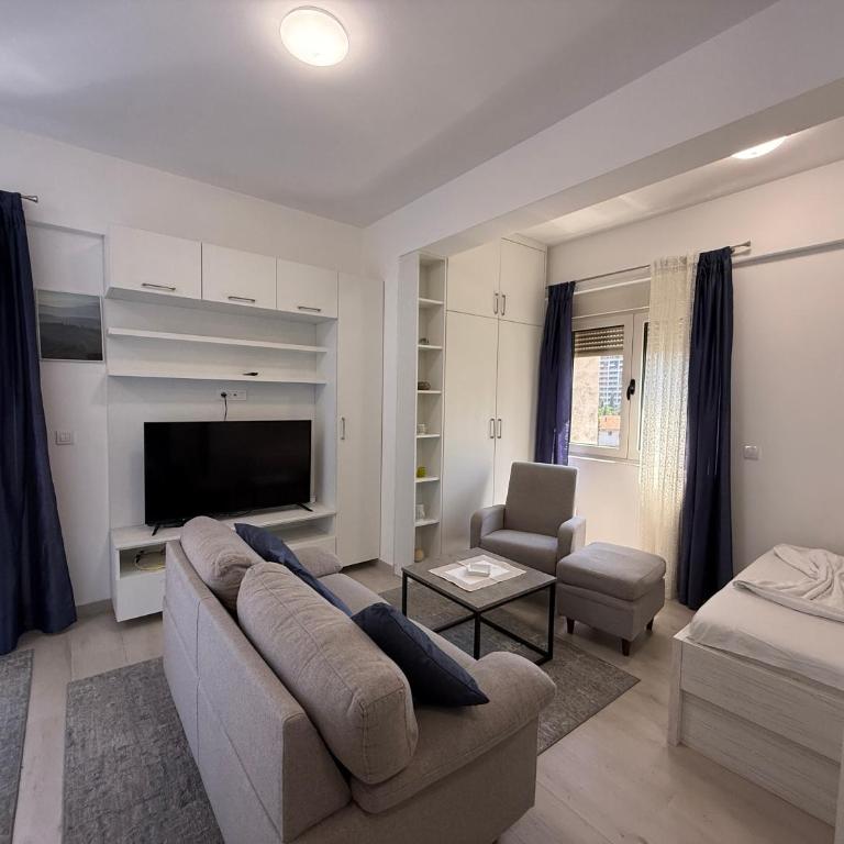 Bečići Sea View Apartment - Apartman sa 1 Spavaćom Sobom - 3