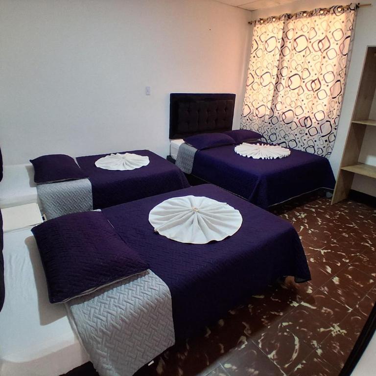 Hostal las vegas Malaga - Family Room - 1