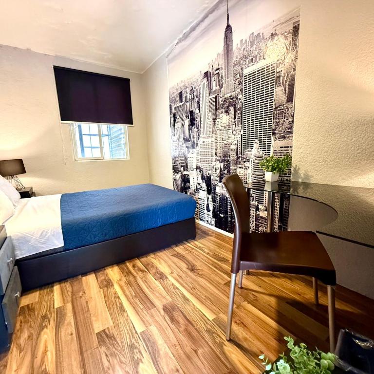 Roomies Hostel - Condesa - Standard Double Room with Shared Bathroom - 6