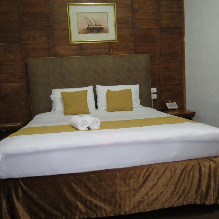 Hotel El Tesoro Sonson - Habitación Doble con baño privado - 5