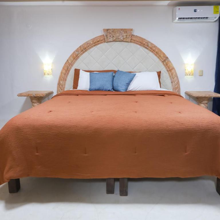 Casa Bien Estar - Centro Merida - Double Room with Balcony - 10