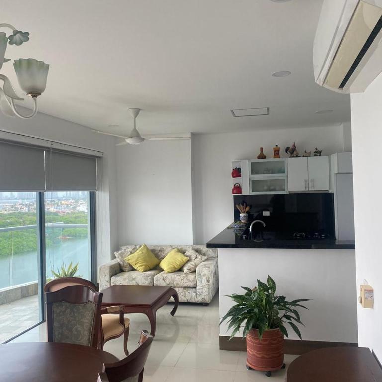 Oceanfront Luxury - A pasos del Centro Histórico - Two-Bedroom Apartment - 38