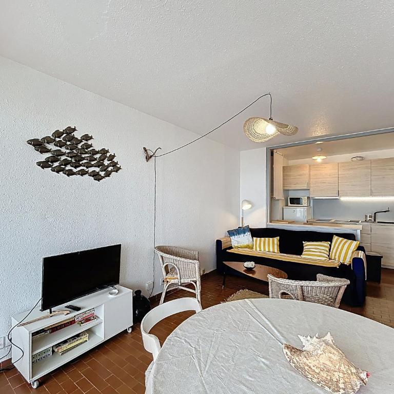 T2 à Carnon - 4 couchages - Proche plage et commerces - TV, Lave-linge, Lave-vaisselle, Parking - Appartement 1 Chambre - 10