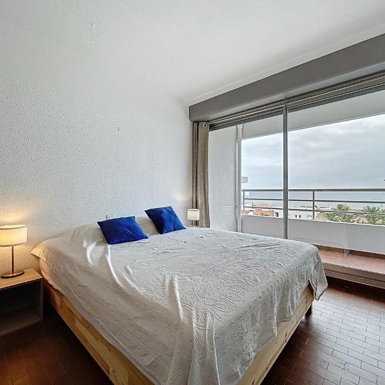 T2 à Carnon - 4 couchages - Proche plage et commerces - TV, Lave-linge, Lave-vaisselle, Parking - Appartement 1 Chambre - 11