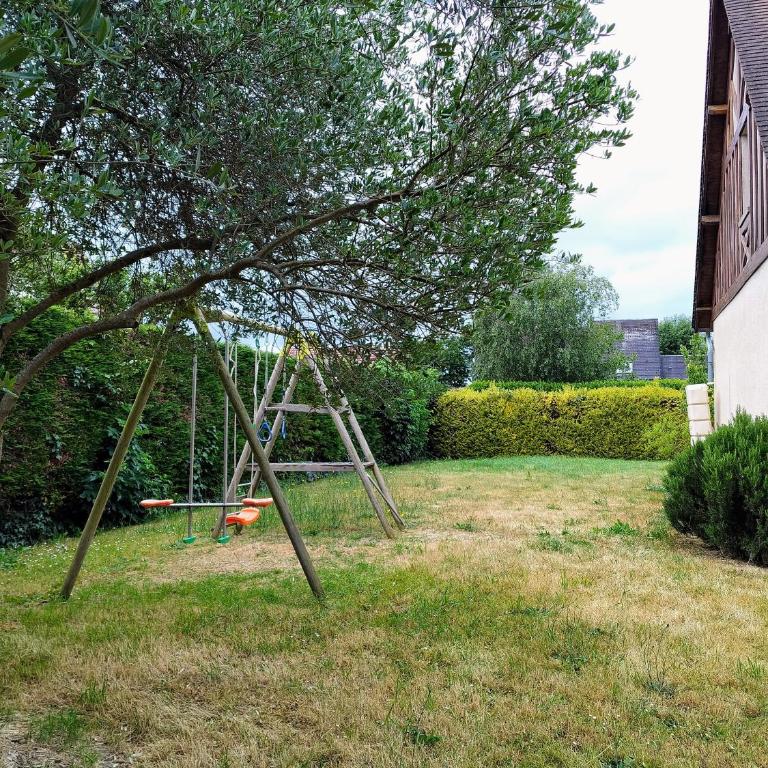 Belle et grande maison familiale à Cabourg, 7 pers et 1 bébé, proche Hippodrome - Maison 4 Chambres - 13