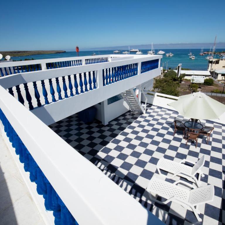 Galapagos Family Vacation 3 bedrooms 7 guests Centrally located and ocean view - Three-Bedroom Townhouse - 72
